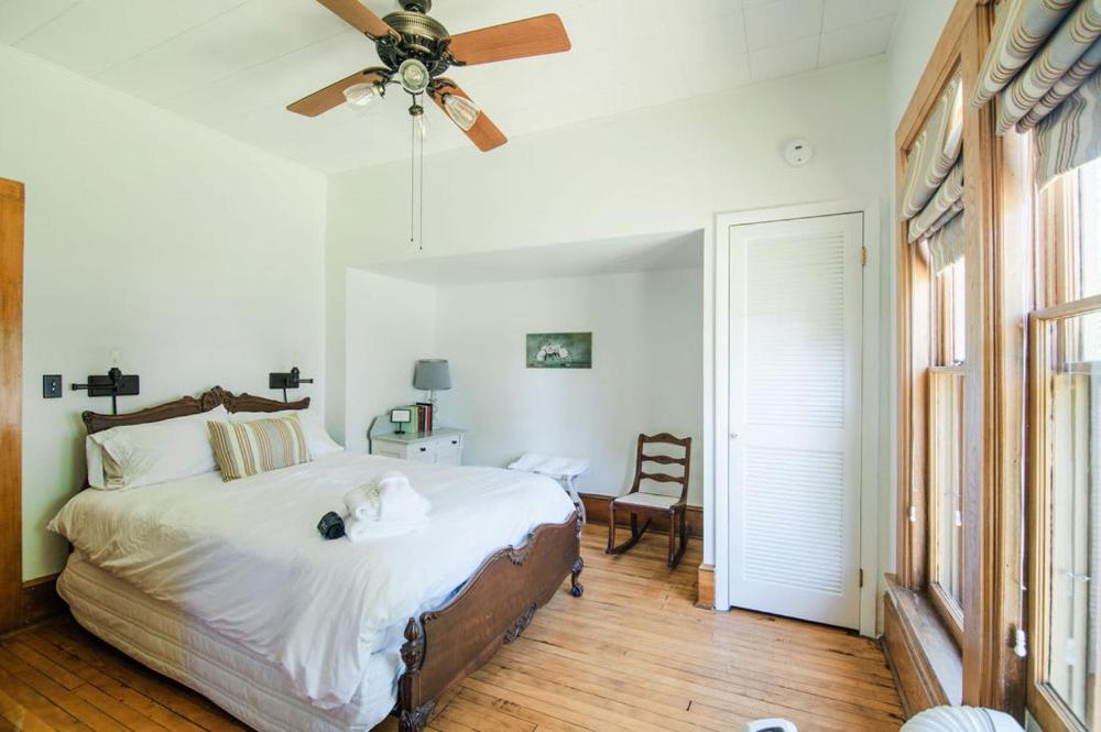  Double Room interior